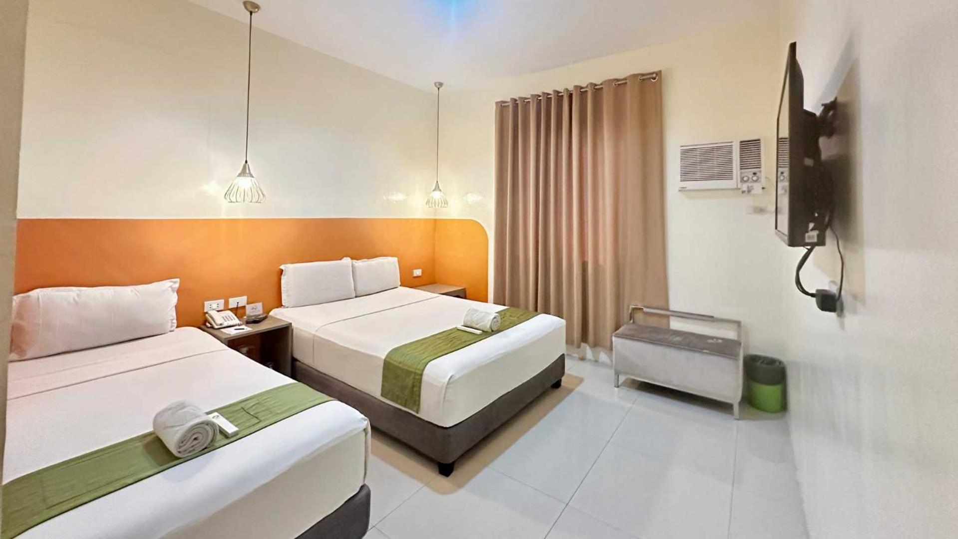 Travelbee Capitol Inn Cebu Extérieur photo